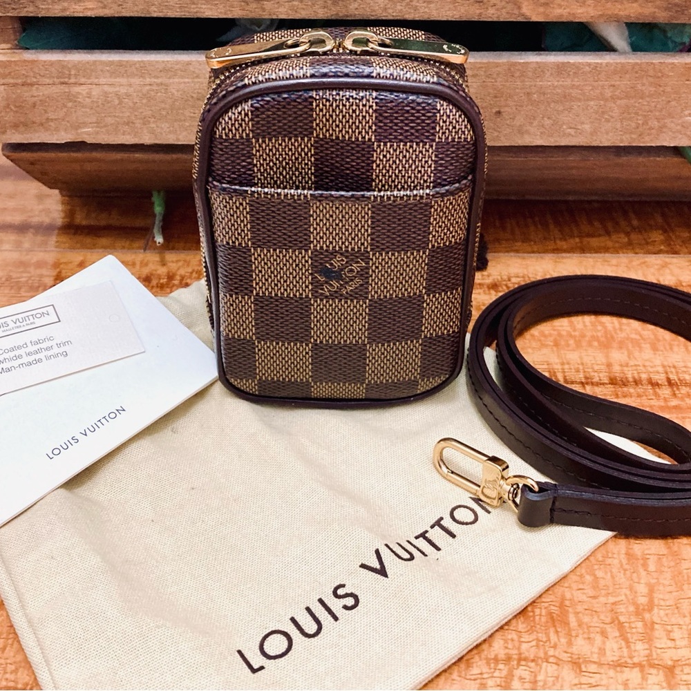 Louis Vuitton Damier Etui Okapi PM